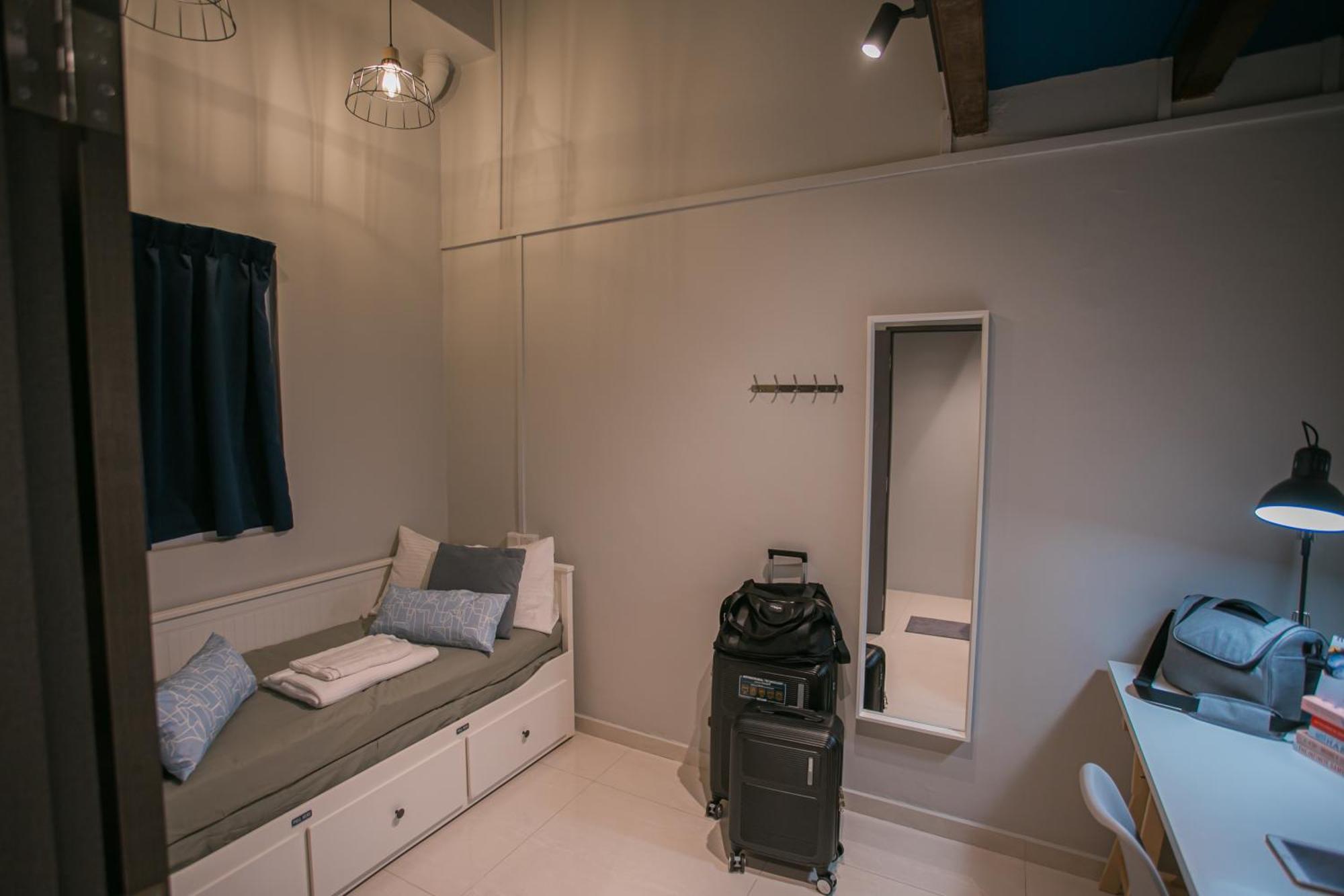 Bluewaters Collab Quarters Hostel Singapore Exterior photo